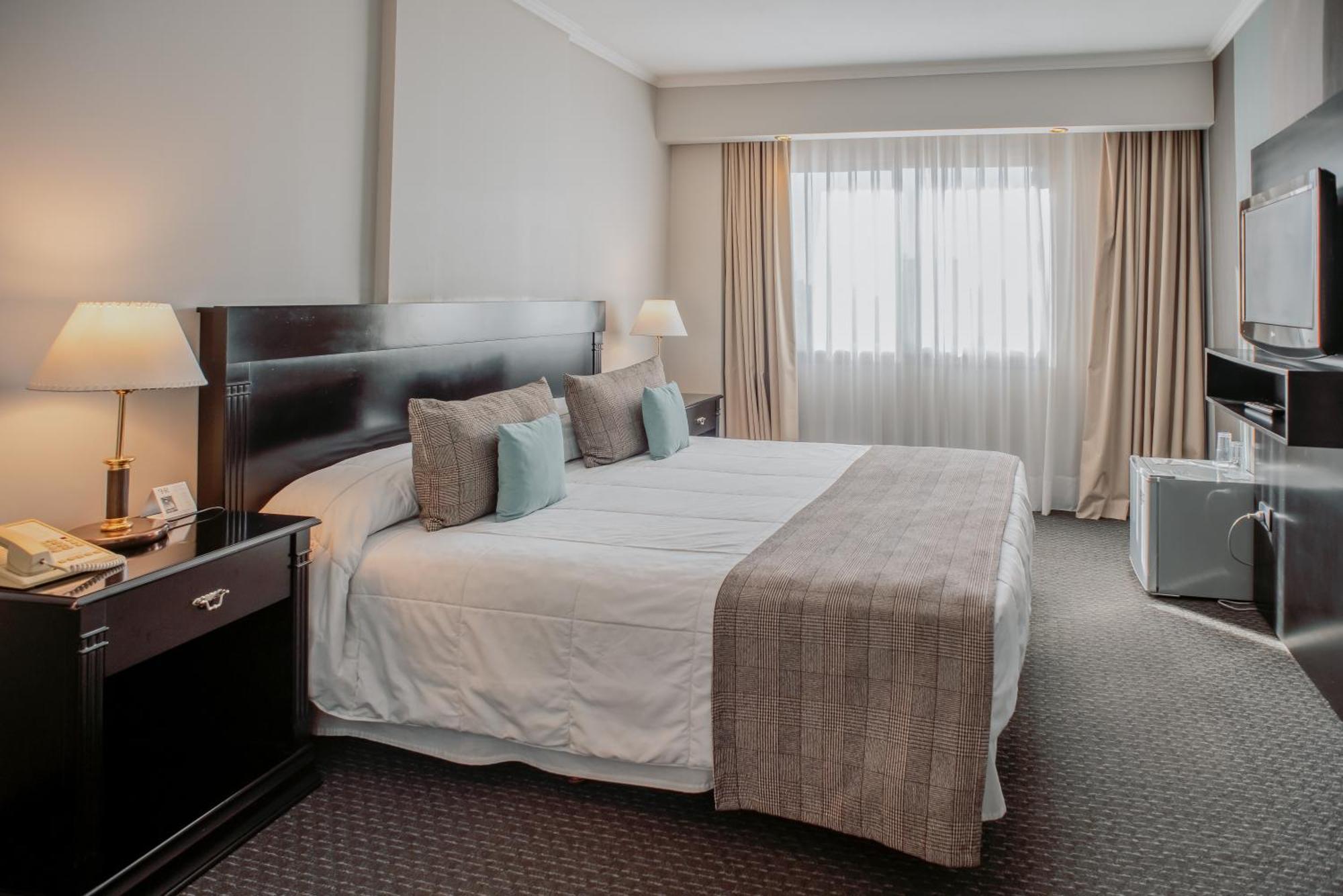 Plaza Real Suites Hotel โรซาริโอ ภายนอก รูปภาพ