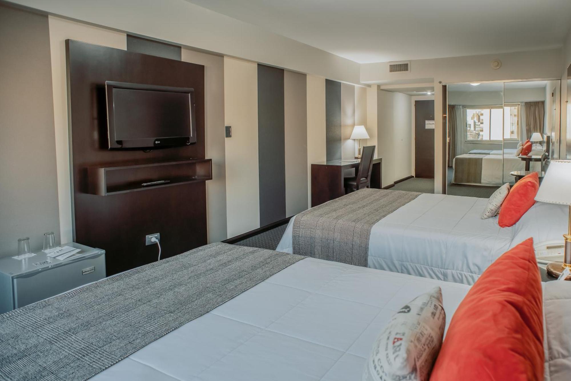 Plaza Real Suites Hotel โรซาริโอ ภายนอก รูปภาพ