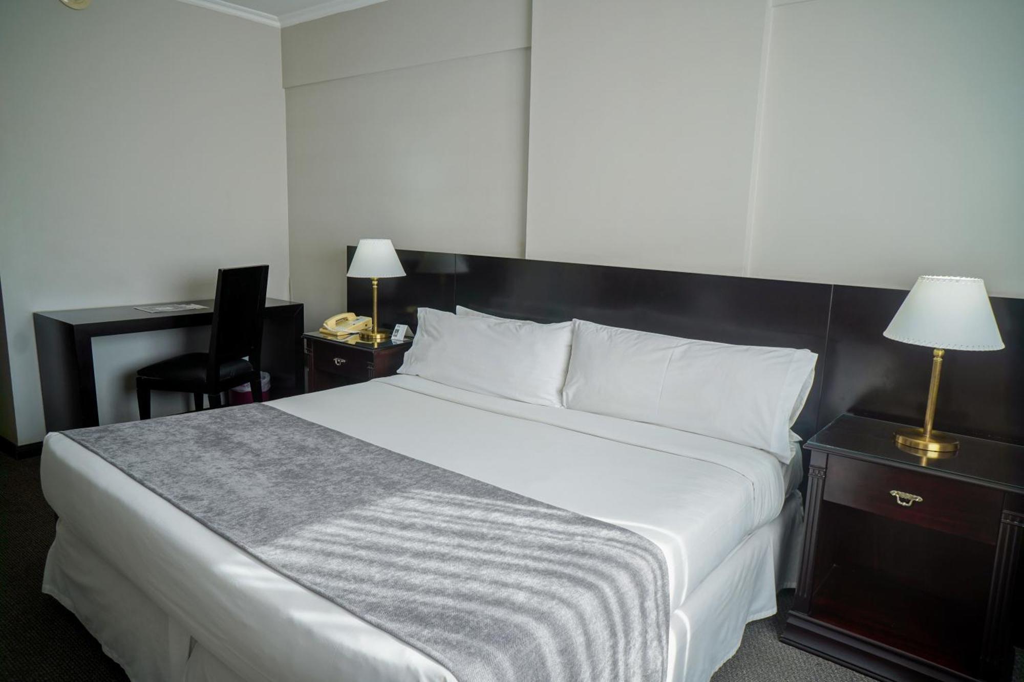 Plaza Real Suites Hotel โรซาริโอ ภายนอก รูปภาพ